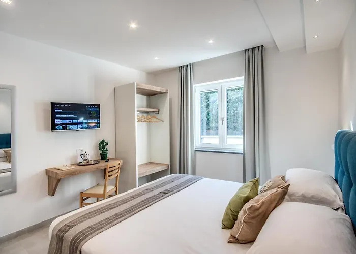 Francesca - Private Pool Villa *